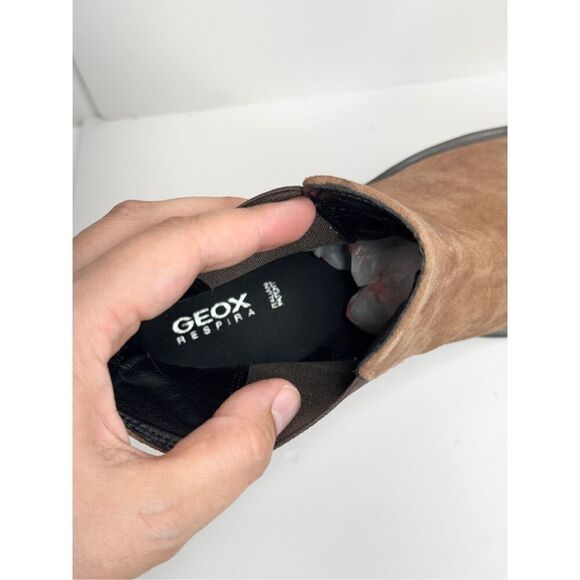 GEOX Leather Boots Size 9.5 Brown Ankle Chelsea Pull On Block Heel Booties NEW - Picture 9 of 12